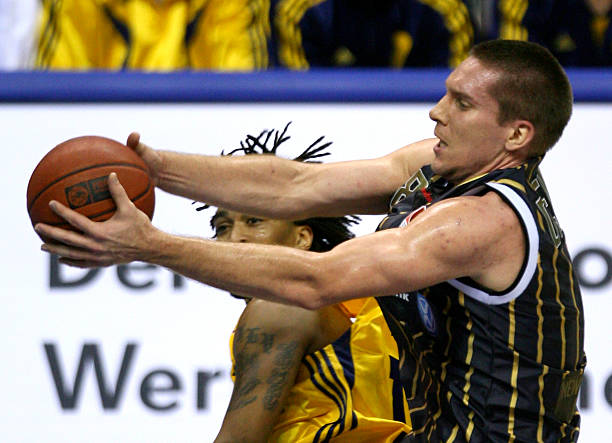 在关键赛事 在关键赛事