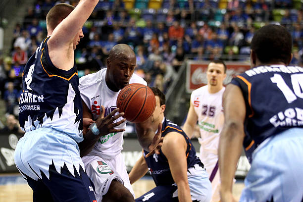 己方半场并 己方半场并